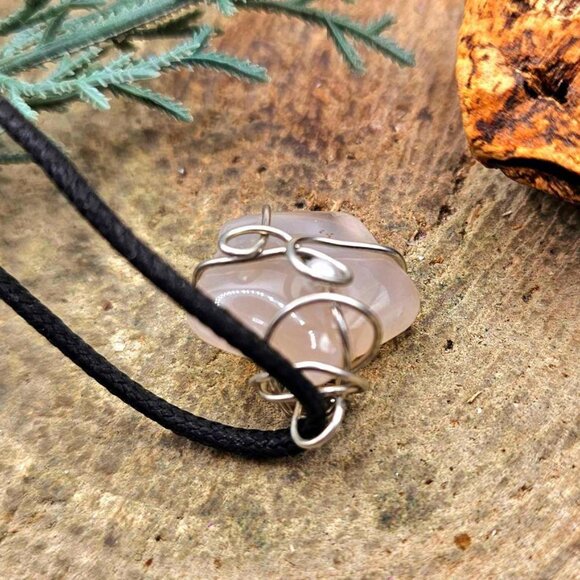 Nature Cherry Blossom Agate Star Wire Wrapped Pendant Necklace - Picture 4 of 10